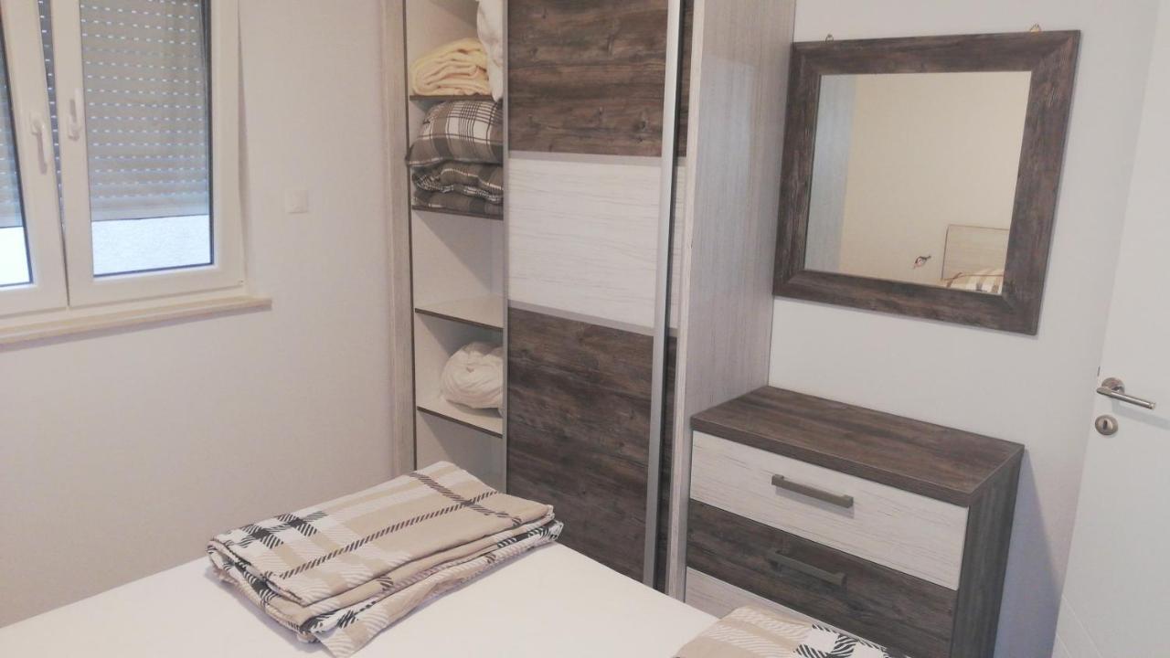 Apartments Villa Ravlic ماكارسكا المظهر الخارجي الصورة