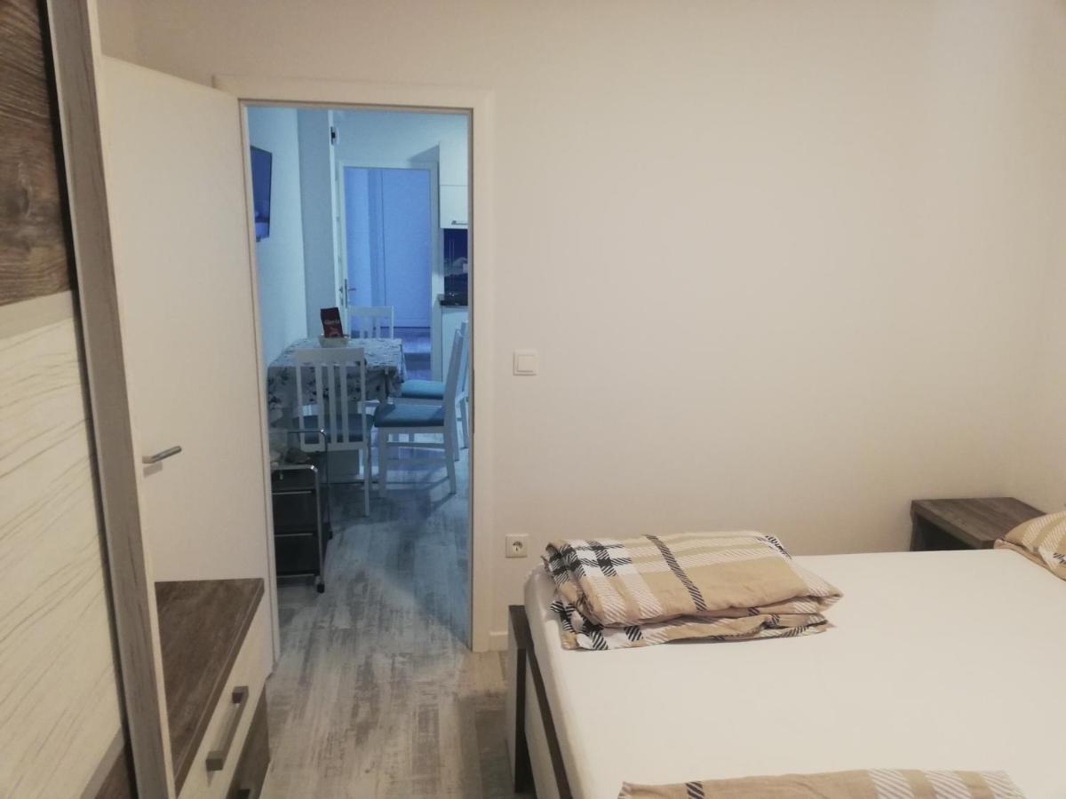 Apartments Villa Ravlic ماكارسكا المظهر الخارجي الصورة