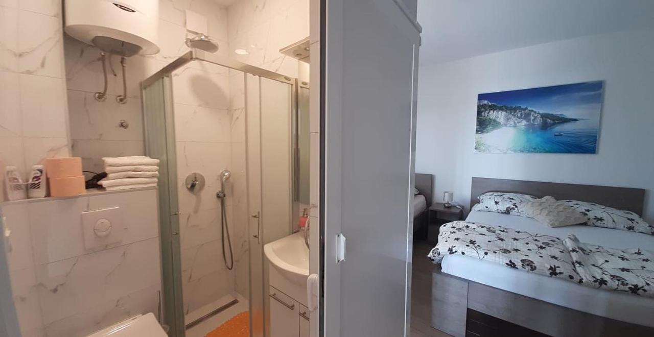 Apartments Villa Ravlic ماكارسكا المظهر الخارجي الصورة