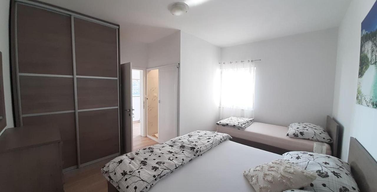 Apartments Villa Ravlic ماكارسكا المظهر الخارجي الصورة